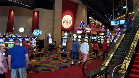  penn national hollywood casino